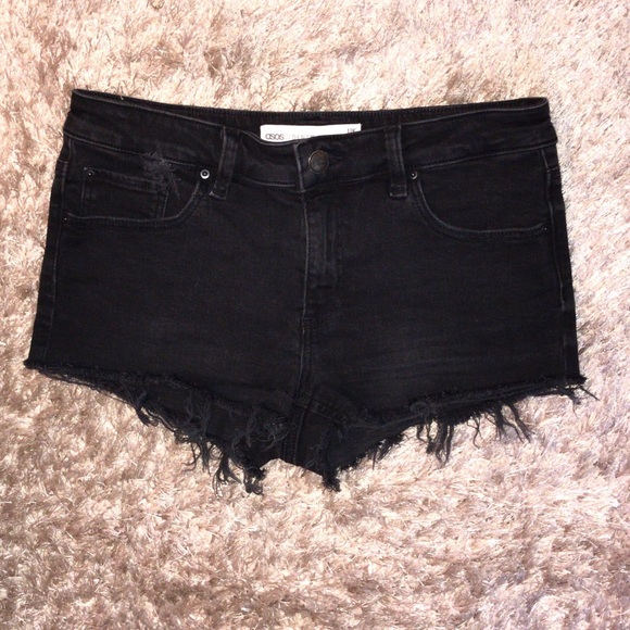 ASOS black denim shorts - Picture 2 of 3